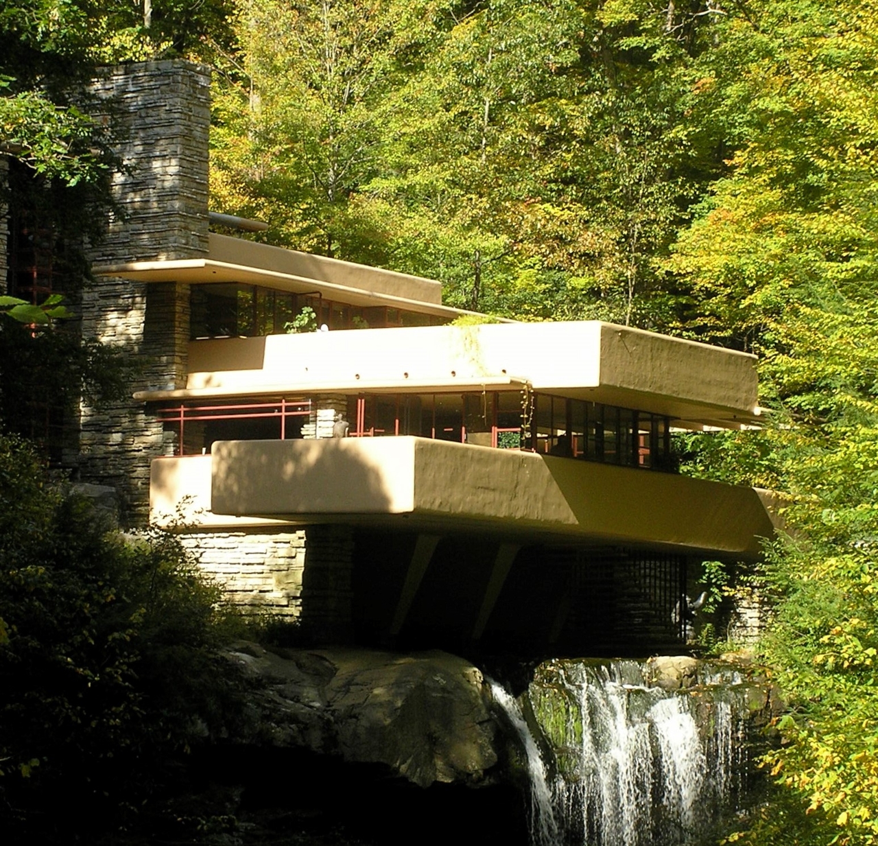 Frank Lloyd Wright’s Fallingwater is an architectural landmark. © John Suddath